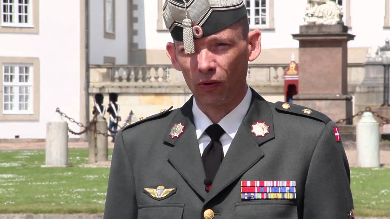 Vagtskifte på Fredensborg Slot