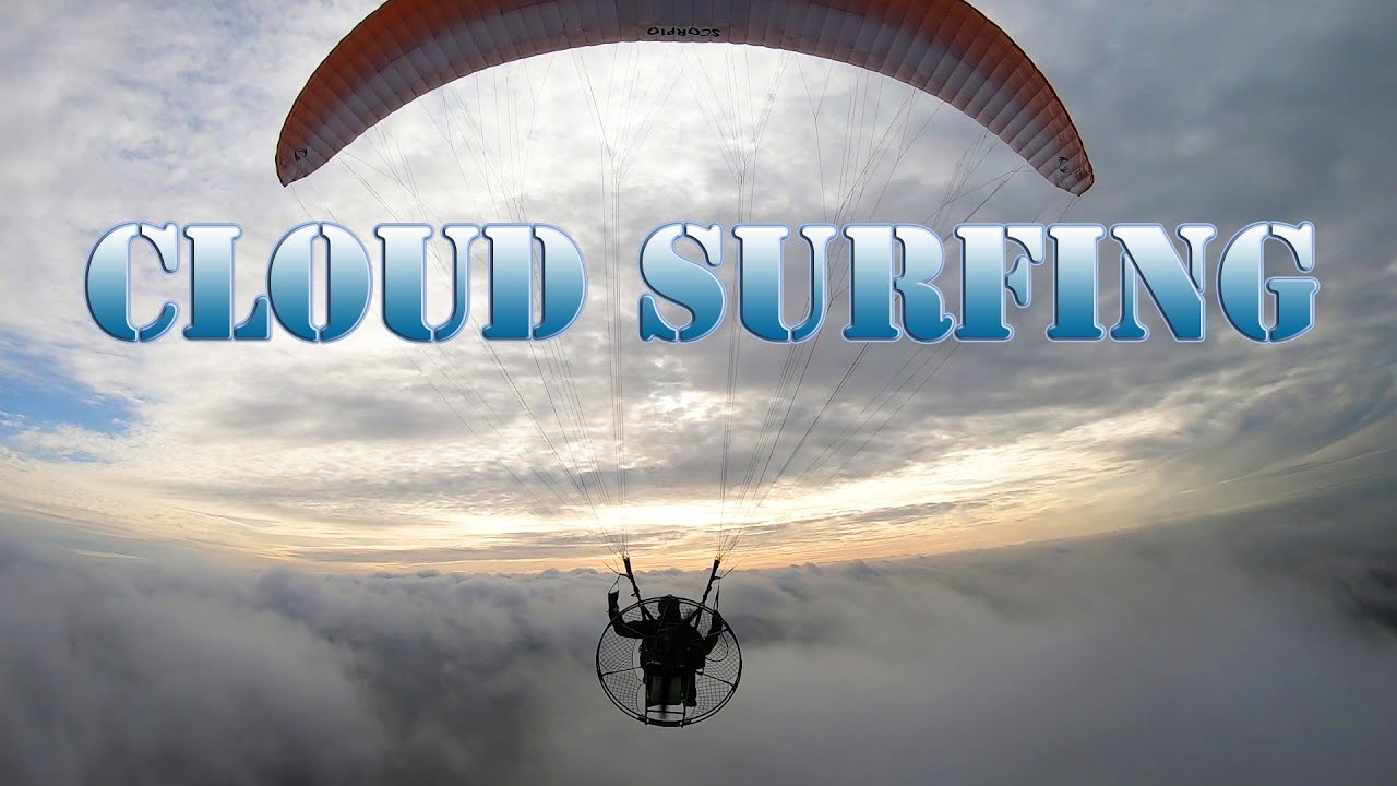 Paramotor - Cloud surfing
