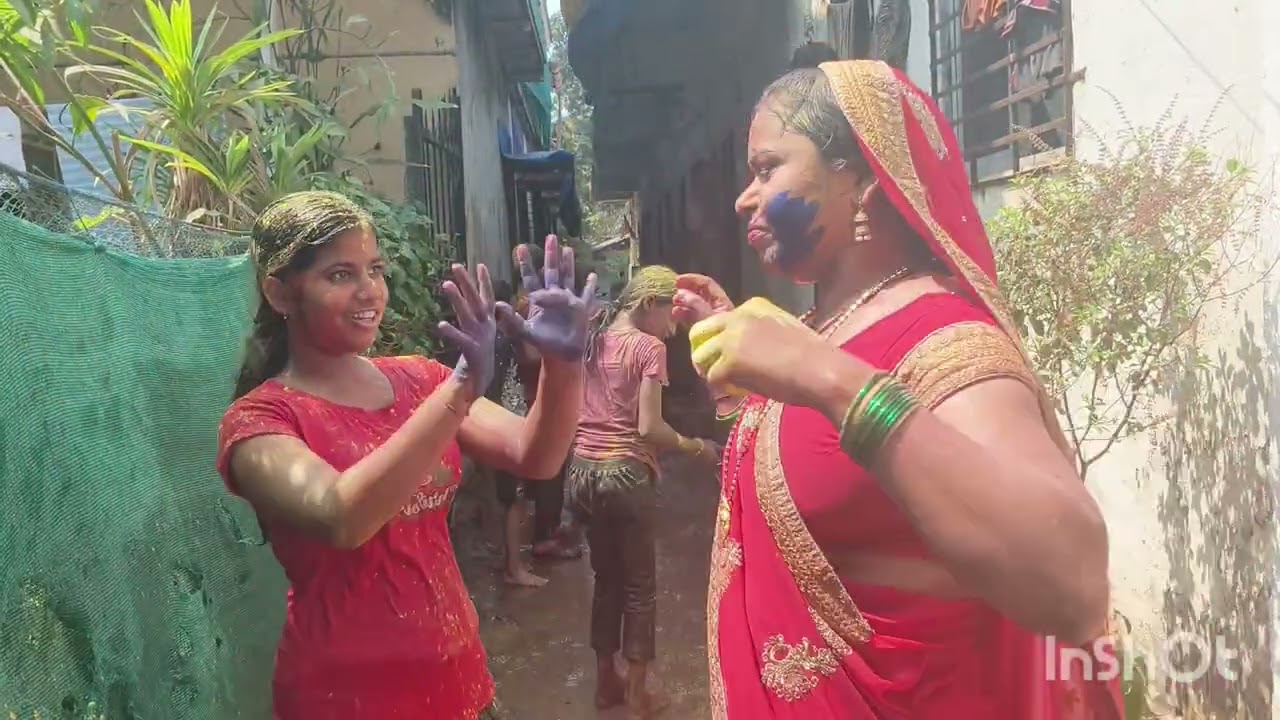 देवर जी को रंग से नहला दिया! 🔫 बच्चों ने मचाया कोहराम | Holi 2026 #viralvideo #holi 