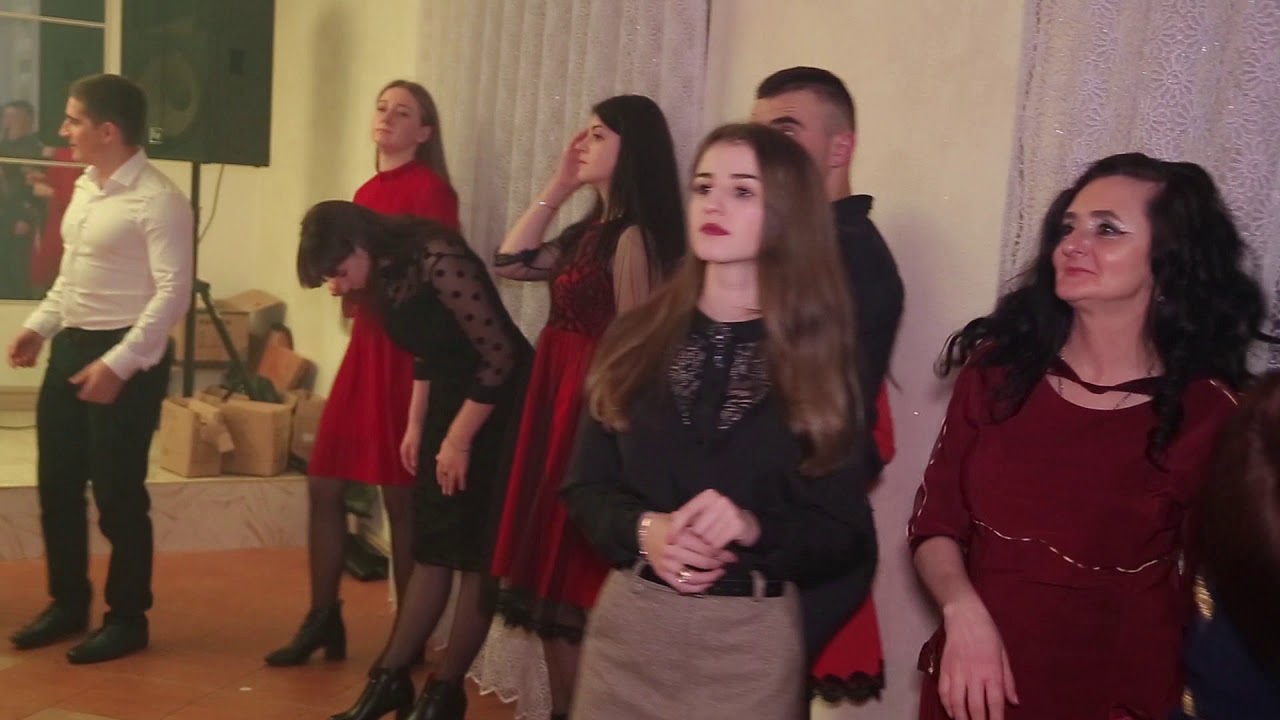 КОШЕЛЯ-VIDEO Міша+Маша веселі танці гурт КРАЙ м.Рахів рест У ДОВБУША