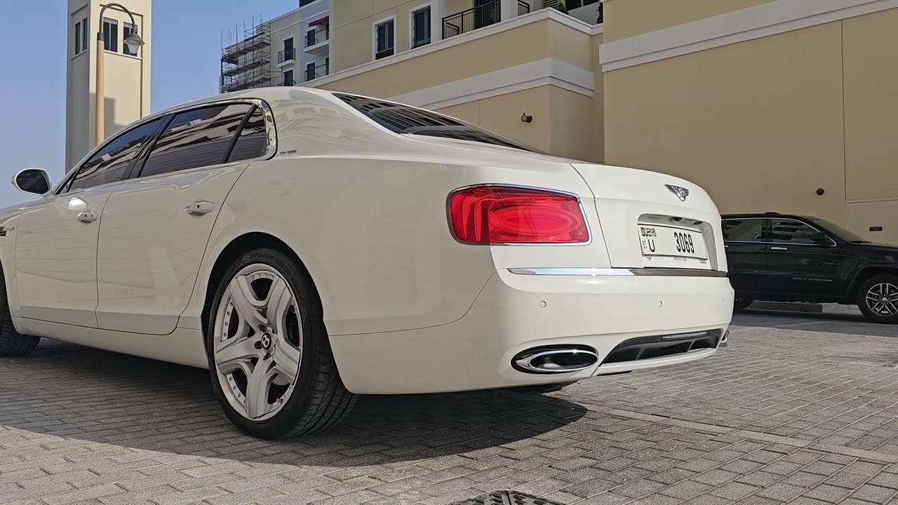 2015 Bentley Flying Spur W12 (Exhaust Sound)
