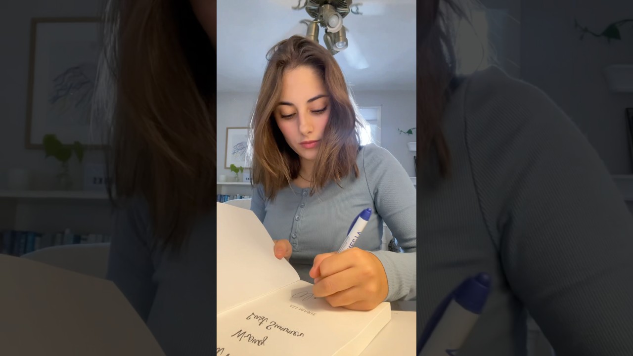 Подпишите книги со мной как с автором! 🎀 #booktok #author #booktok #shorts