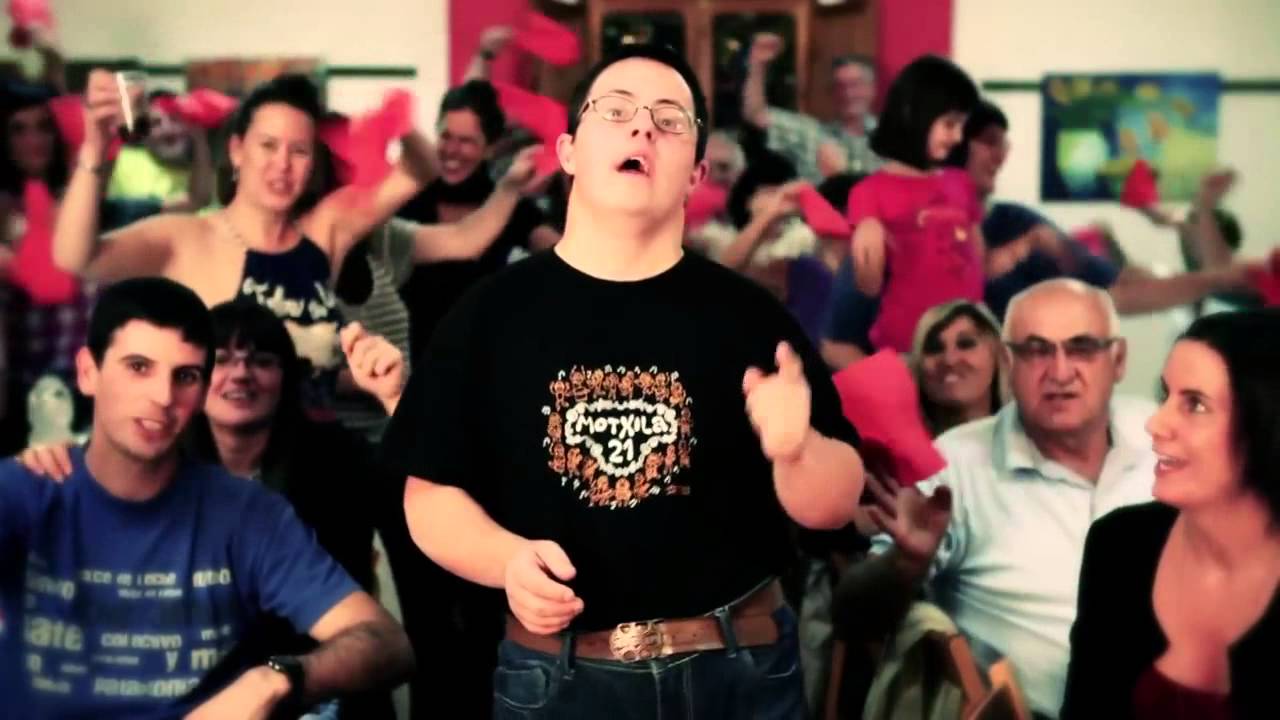NO SOMOS DISTINTOS - MOTXILA 21 (MUSICA - SINDROME DE DOWN)