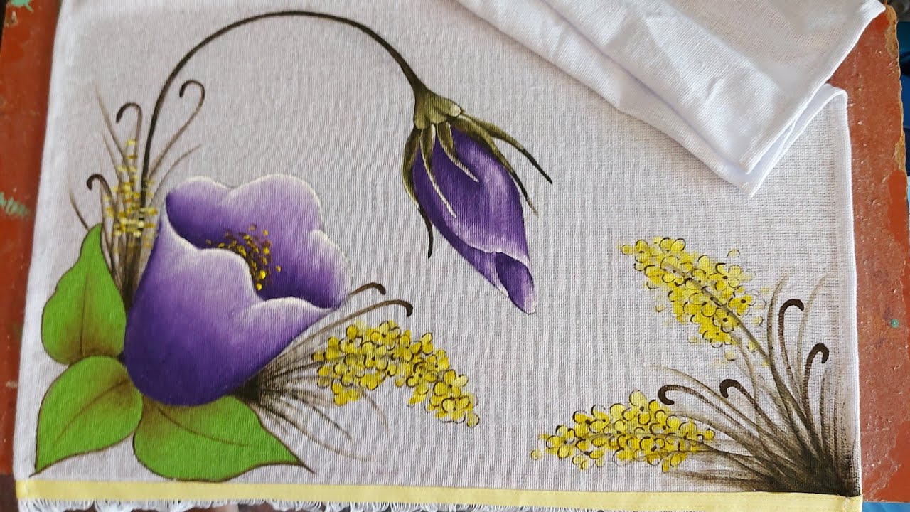 Pintura de flor em pano de copa