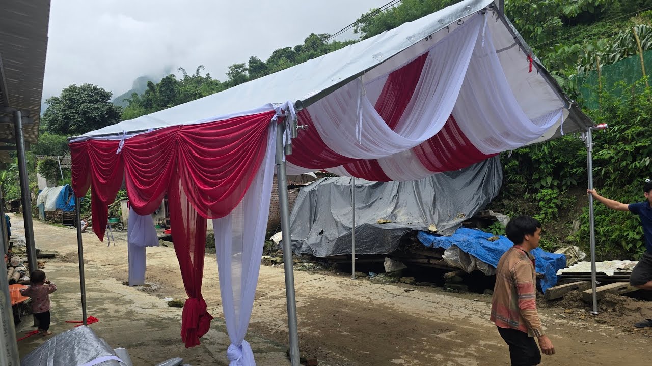 Khung rạp đám cưới lên bằng tay giá rẻ lh 0988925445
