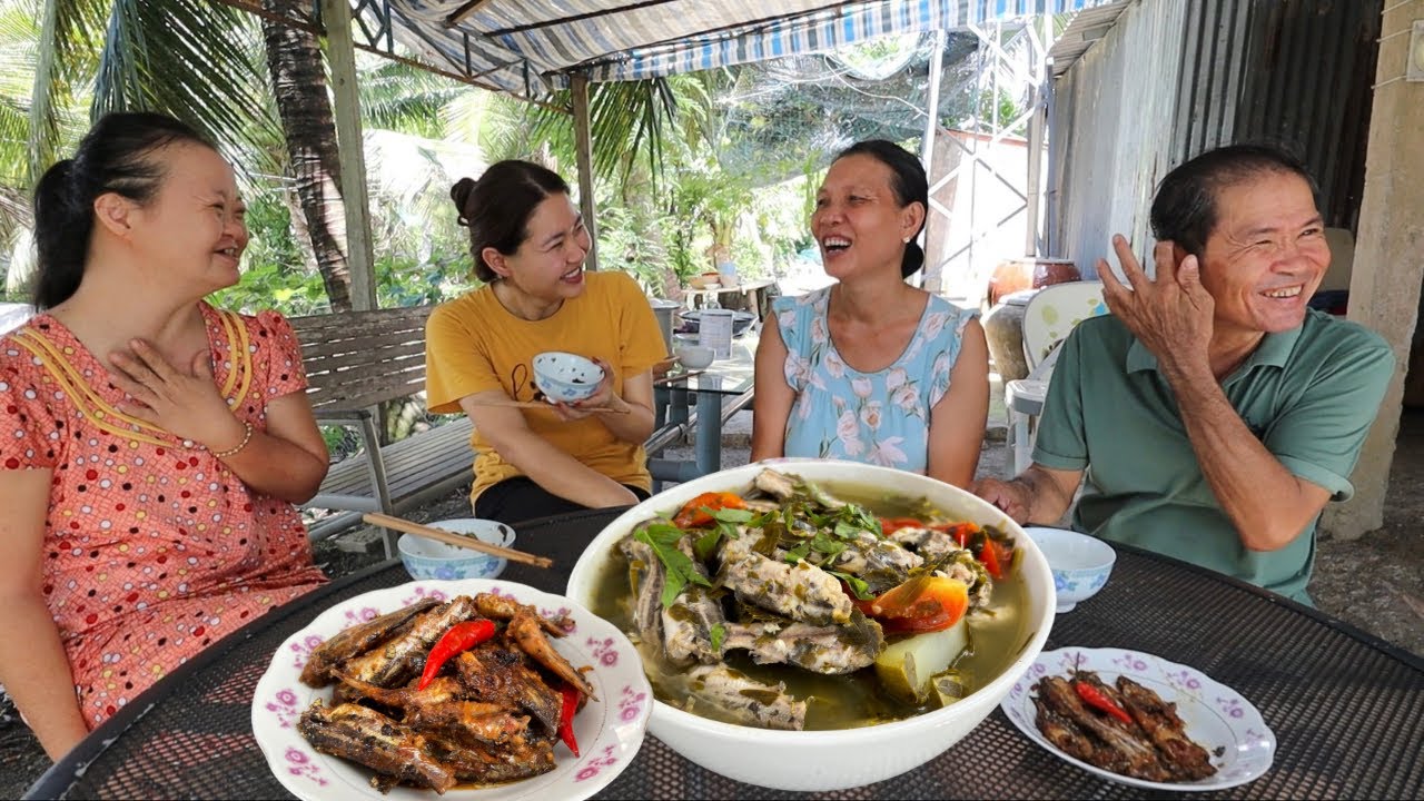 CÁ CHỐT NẤU CANH CHUA LÁ ME, CÁ CHỐT KHO TIÊU. Bữa cơm gia đình ấm áp