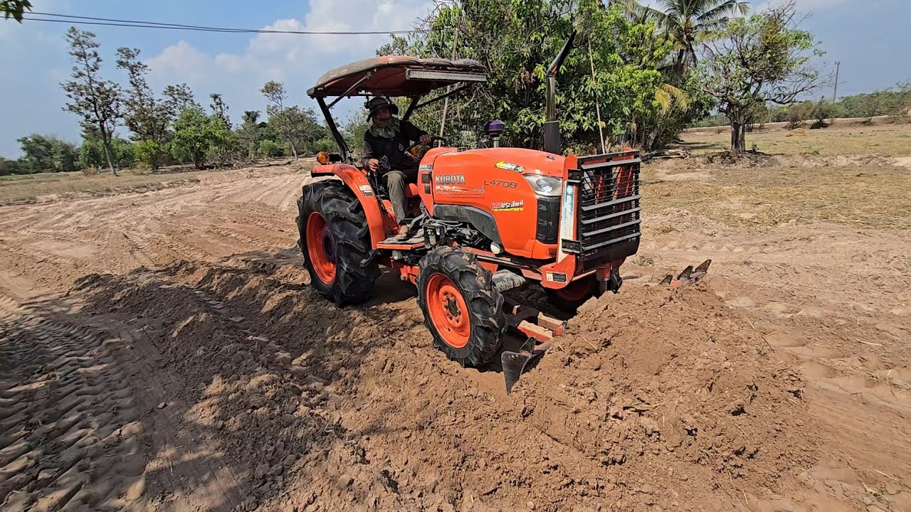 เหยียบจำคันเร่งเลย Kubota L4708รุ่นเก่าเสาร์กลม