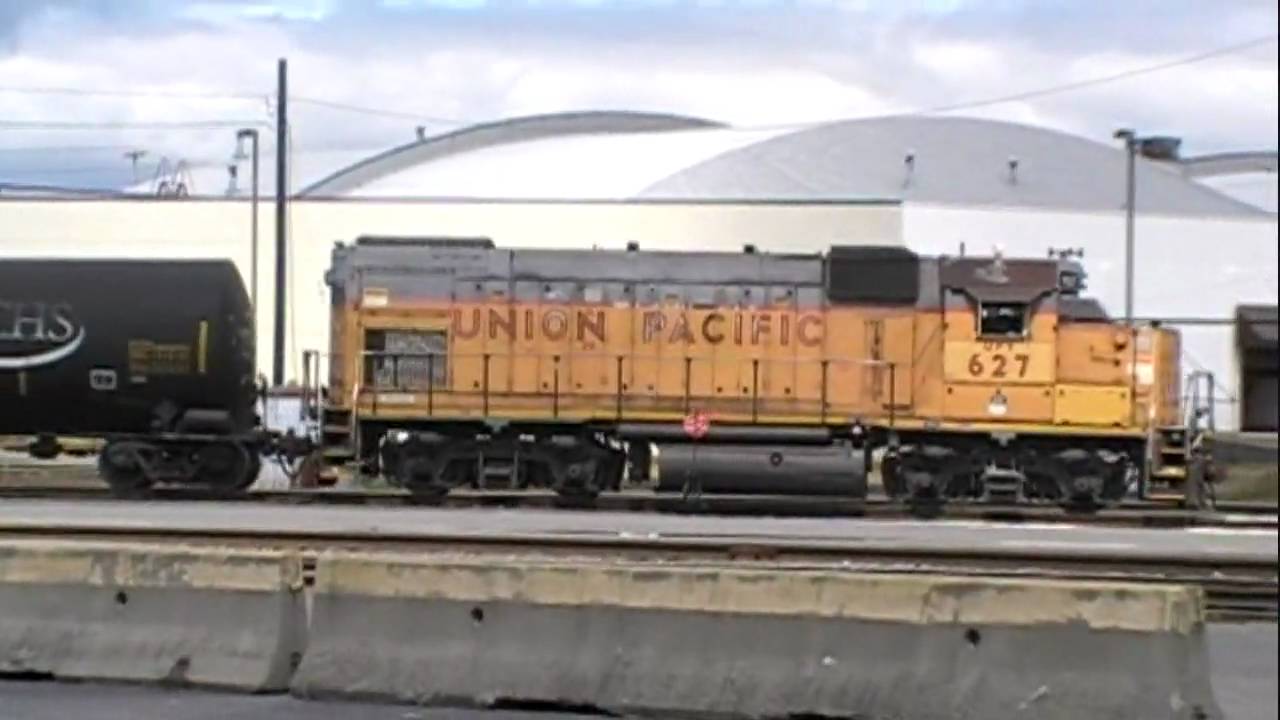 GP15 UP @ Seattle Argo Rail Yard