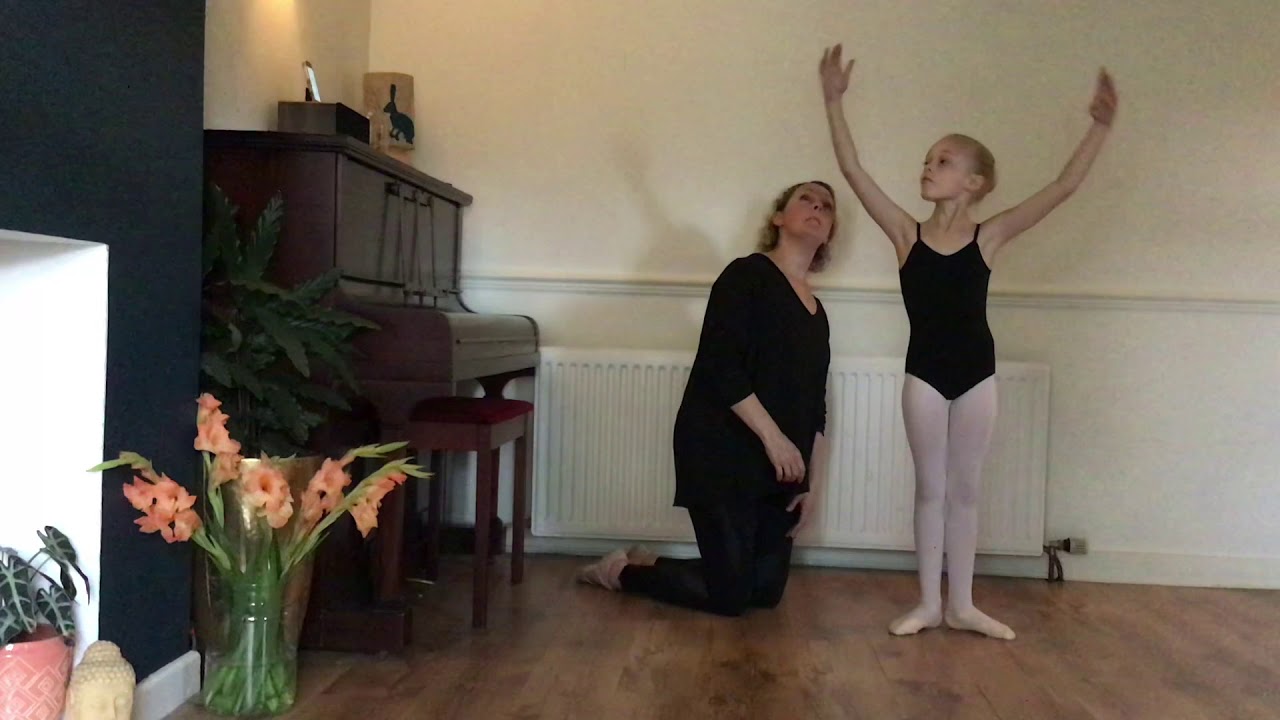 Port de bras | Suggested for Primary - Grade 2 | Royal Academy of Dance
