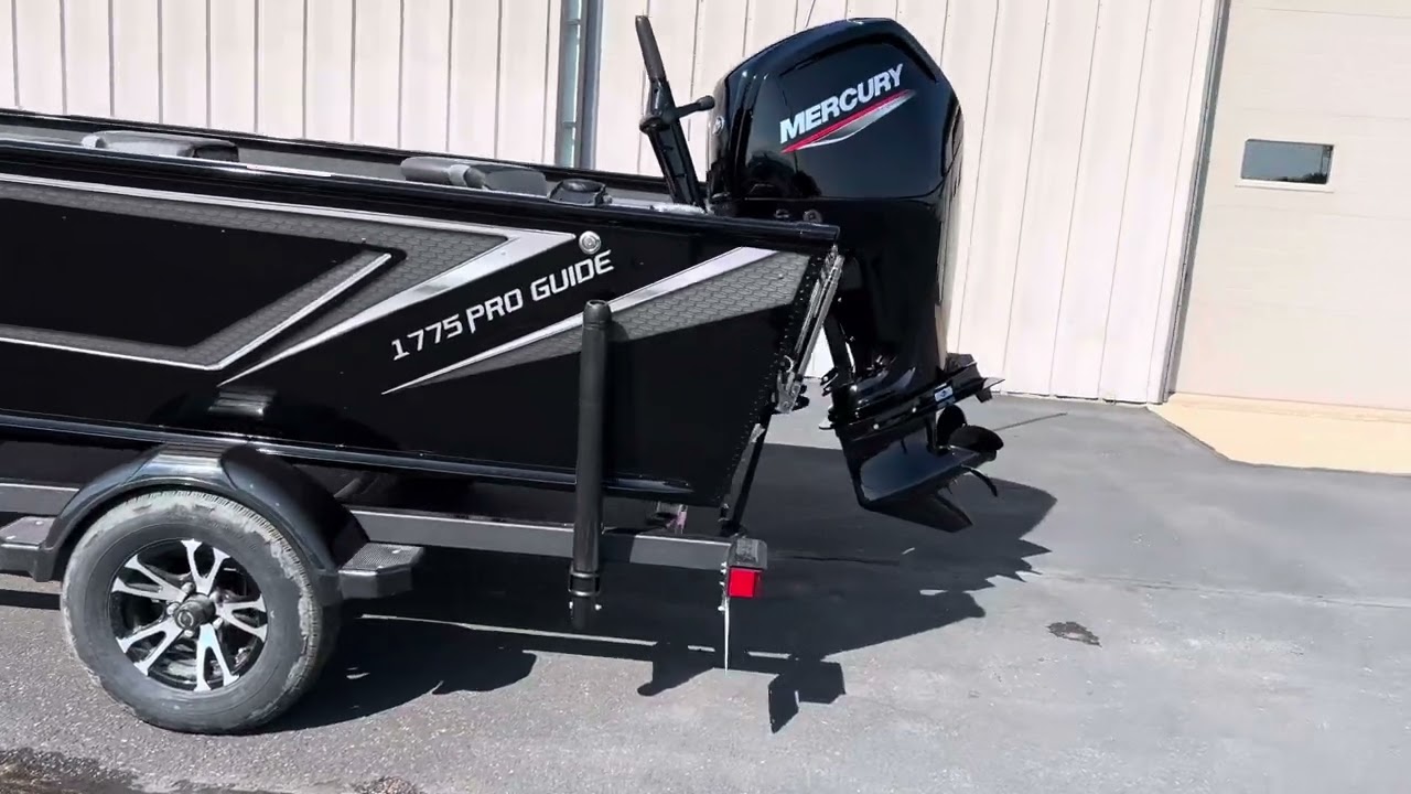 2025 Lund 1775 Pro Guide