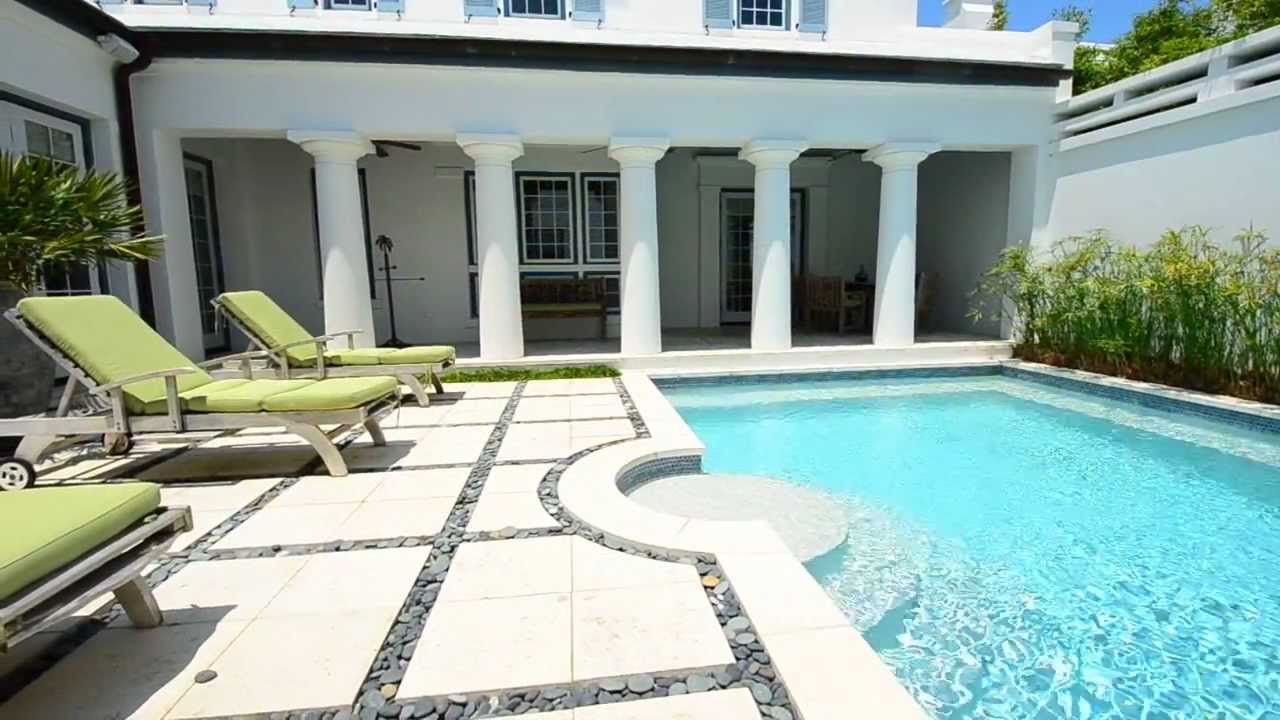Courtyards of Alys Beach