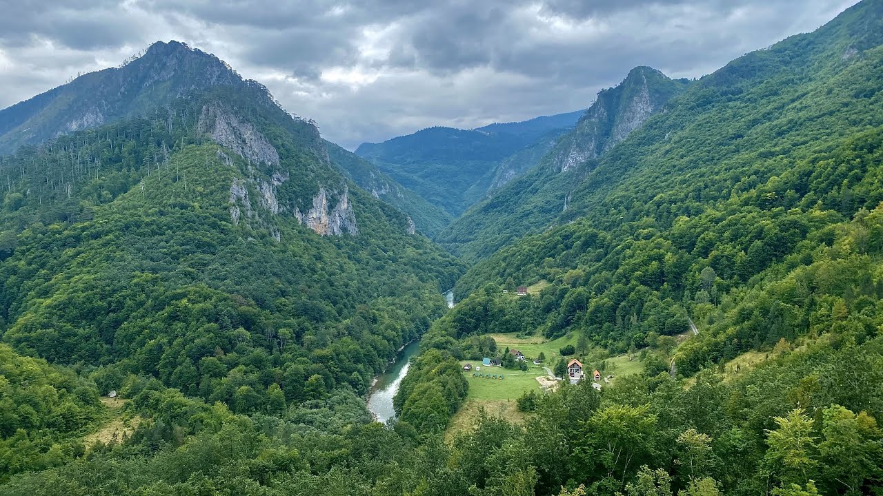 Motorradtour Griechenland 03 Tara-Schlucht in Montenegro & Beach Life in Albanien