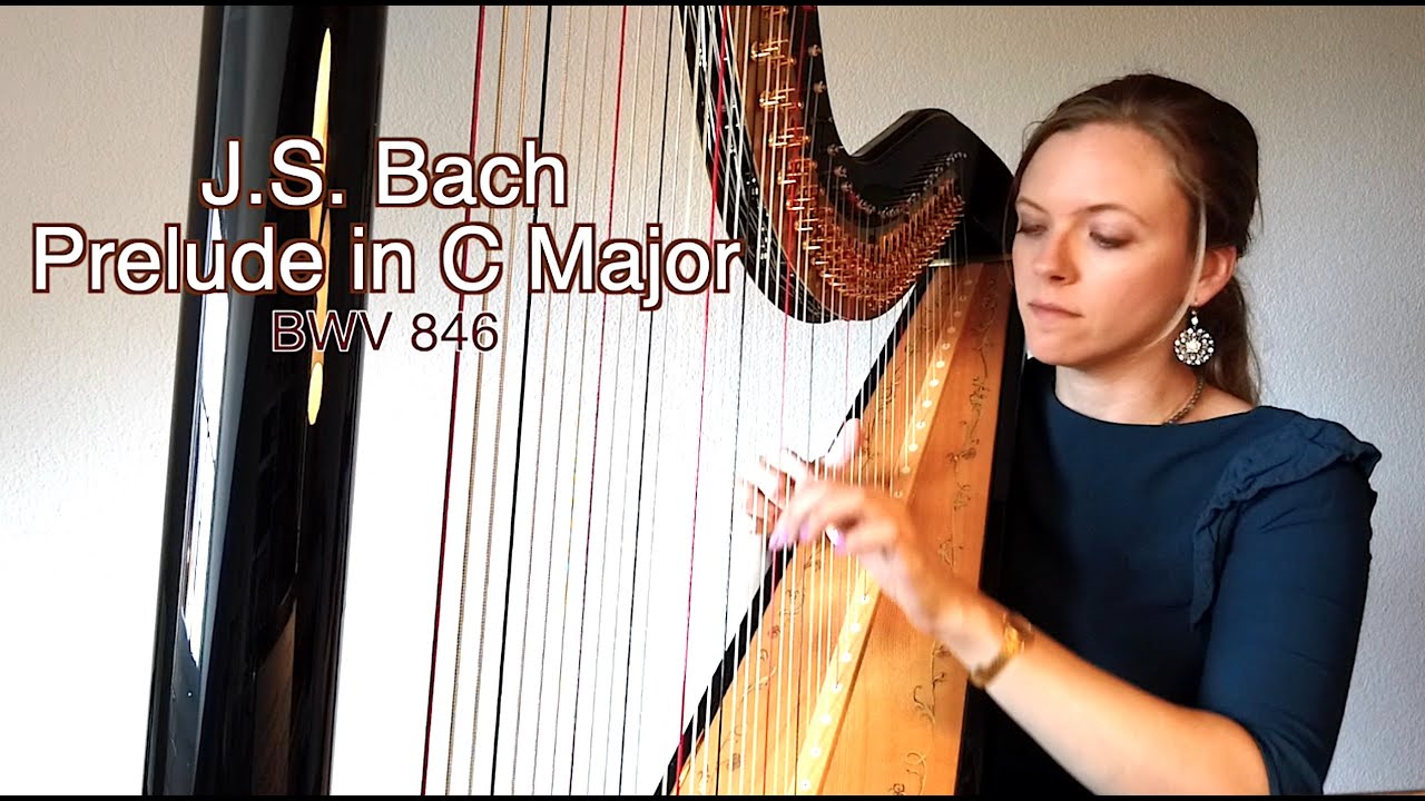 J.S. Bach - Prelude in C Major // Esther Sévérac, harp