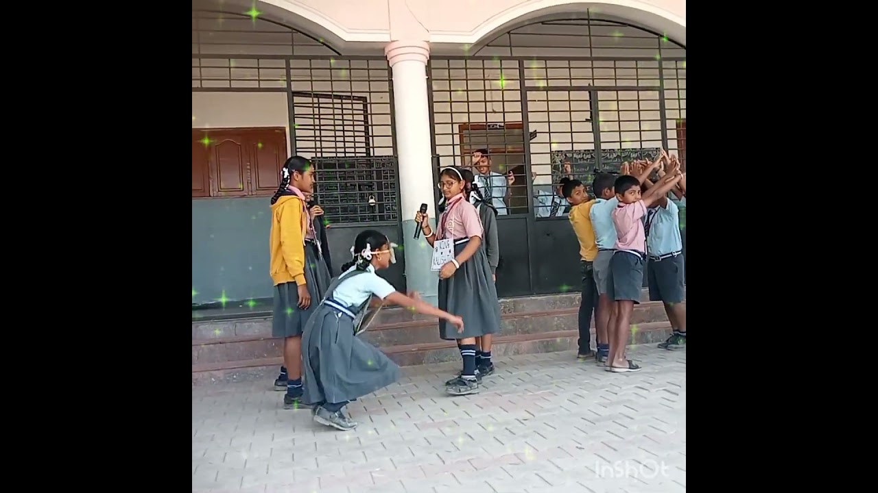 Shabale skit 5th std in taralabalu school Danihali