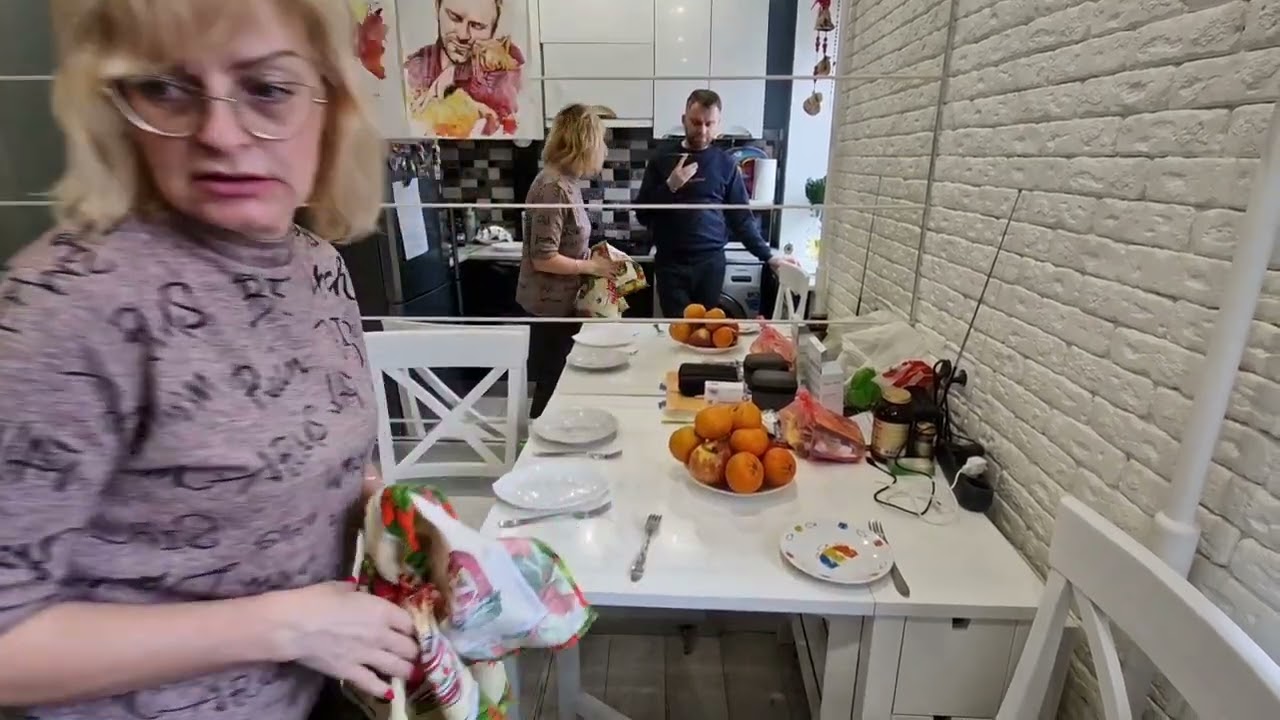 Ира только поубирала и НАЧАЛОСЬ