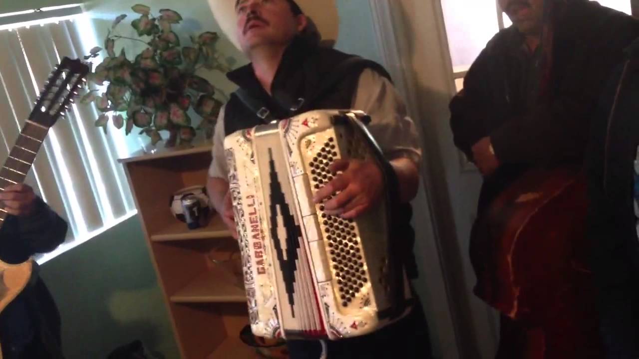 Los Nuevos Nortenos de Durango 2013