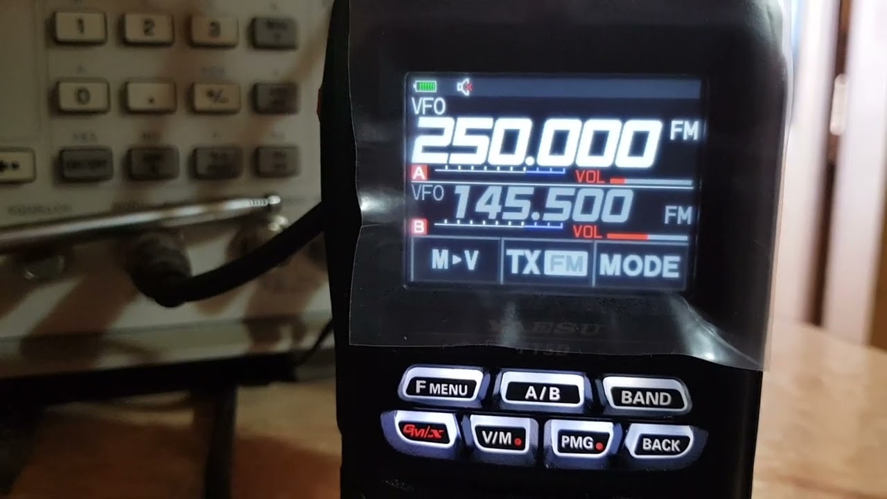 YEASU FT-5Dr на SATCOM - работает или нет?