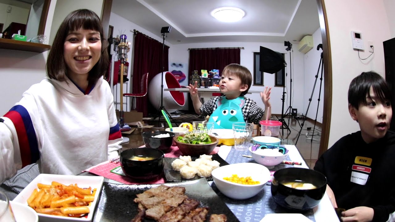 夜ご飯 パパに怒られて泣いちゃう…ママ誕生日何が欲しい？