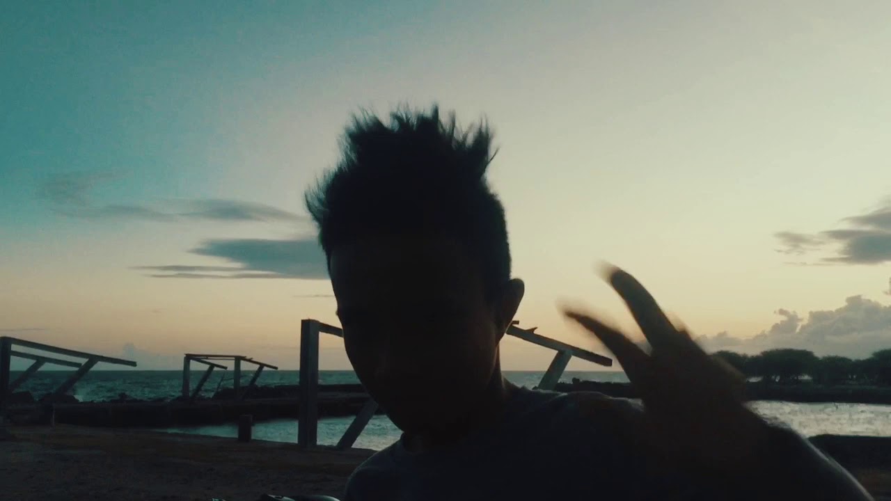 Cvidio Pantai kurenai Gorontalo