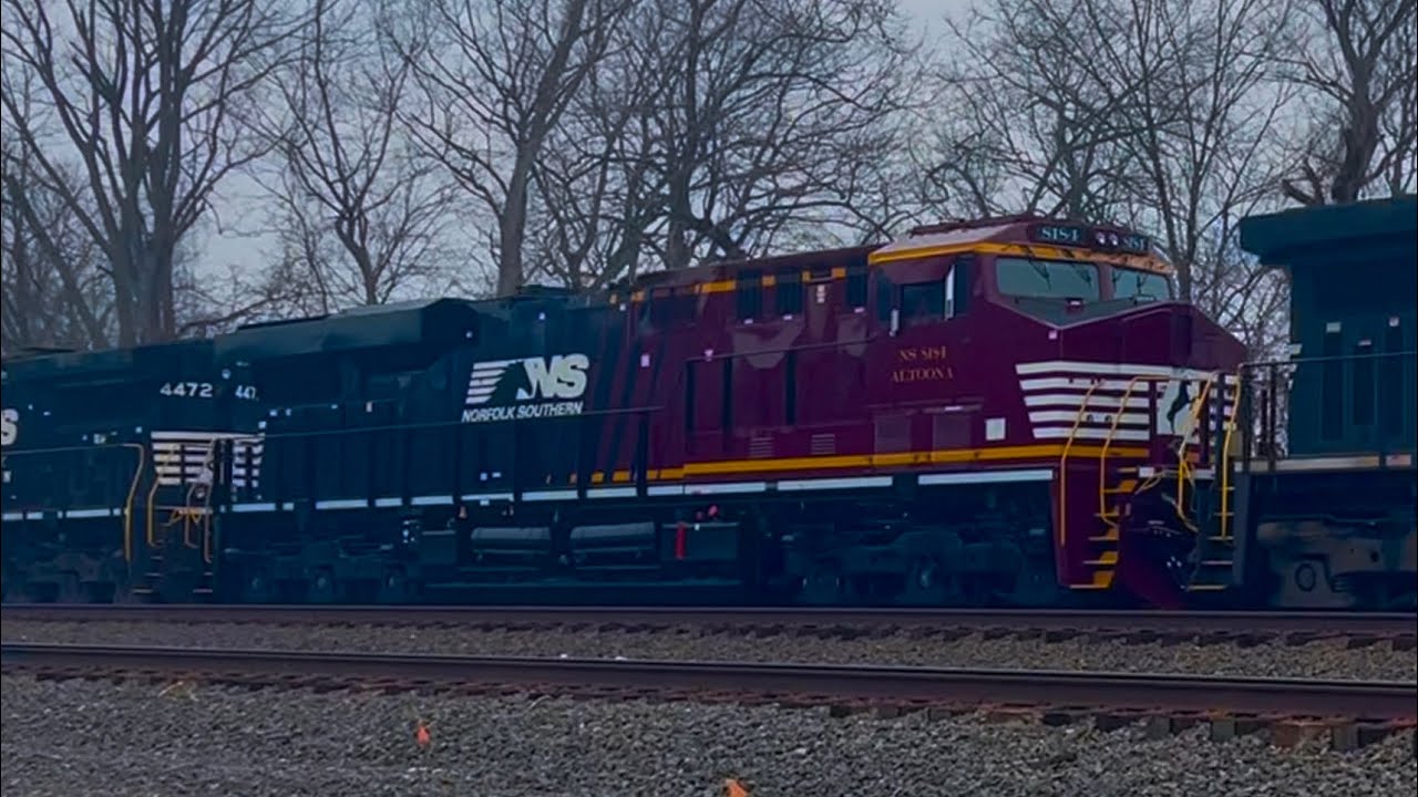 NS 8184 through Cove, PA on NS 25G