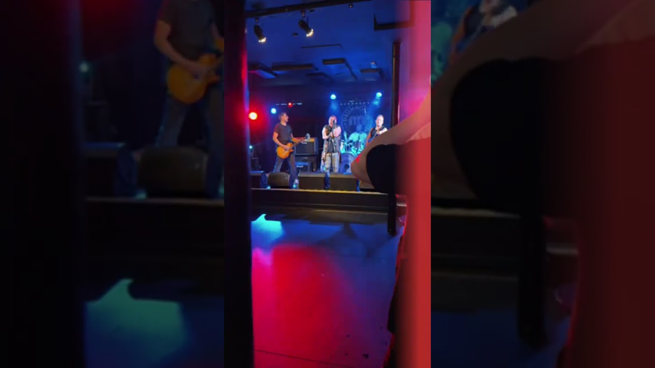Vacants - 'On The Run' - Live at Cafe Drummonds Aberdeen (25/07/2025)
