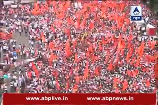 Marathas take out silent protest march in Pune