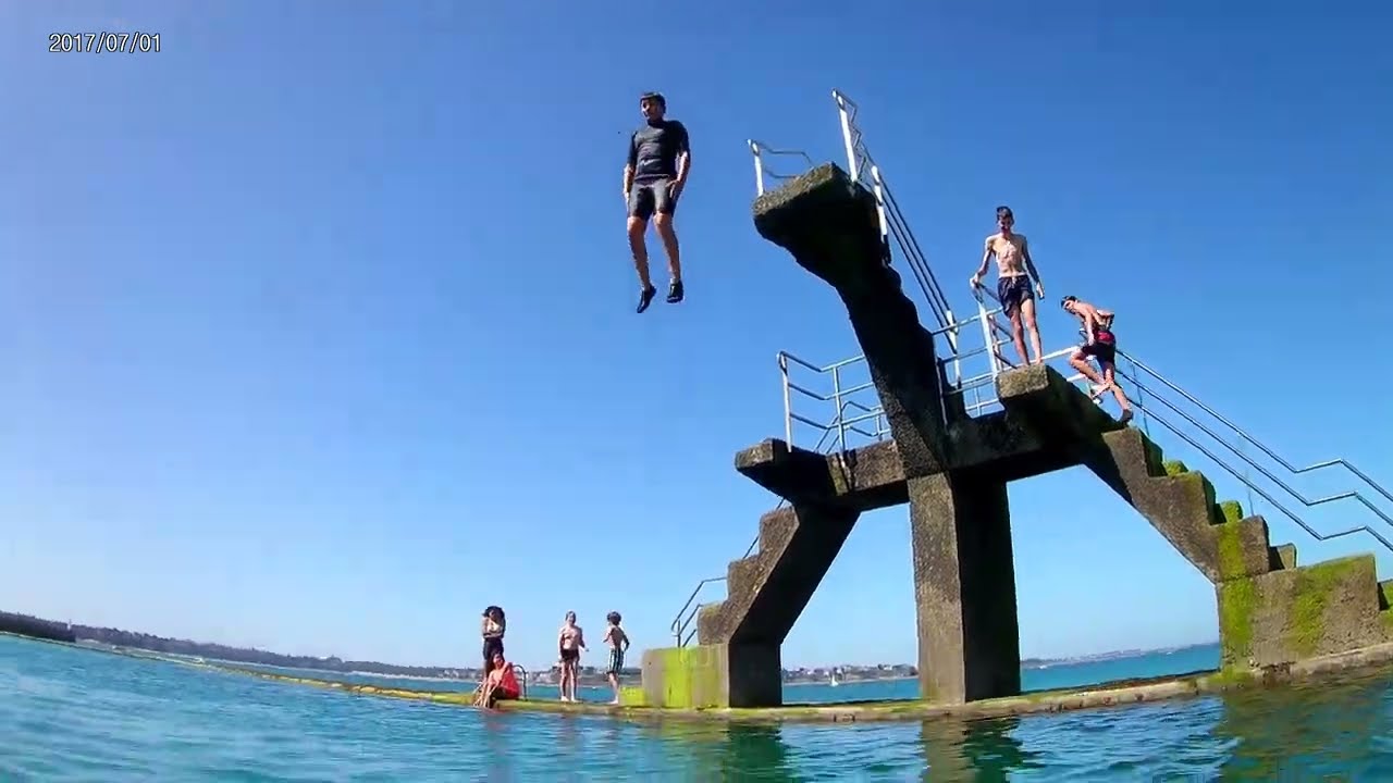 Grand Bée, St Malo, le plongeoir of the dead !