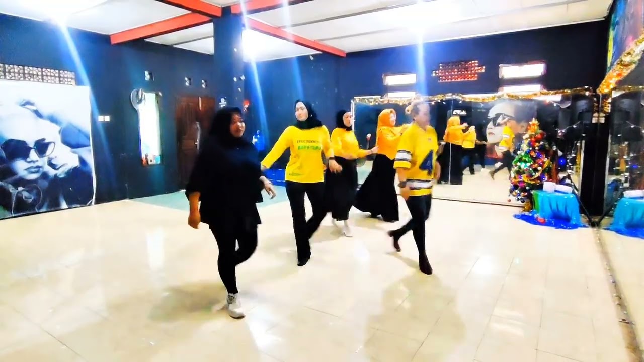 KAU PUNYA YANG LAIN (Nastsya Shaine) Line Dance Choreo BienzyBiondi (INA) 