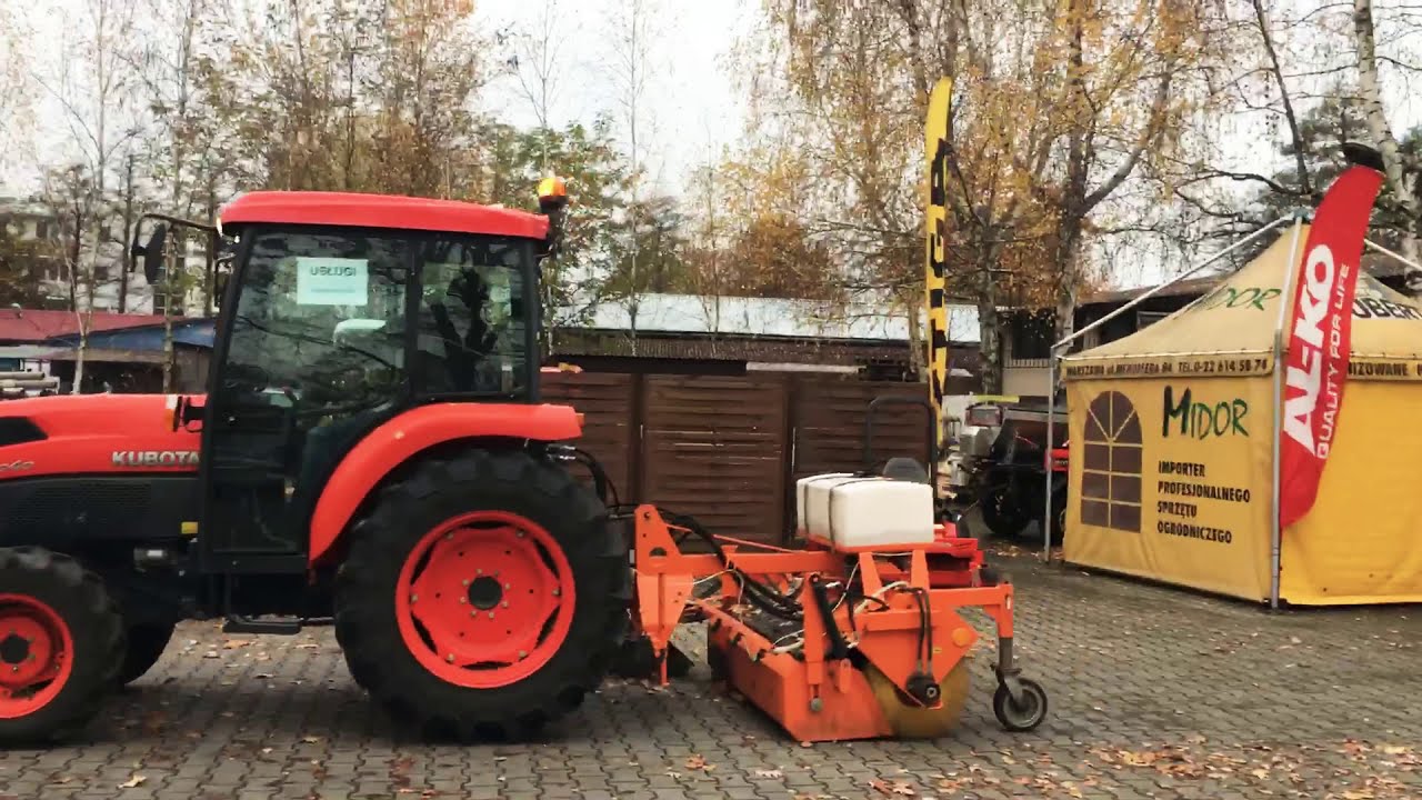 MIDOR WARSZAWA - ciągnik L5040 (L1501) z zamiatarka SAMASZ MOP 160