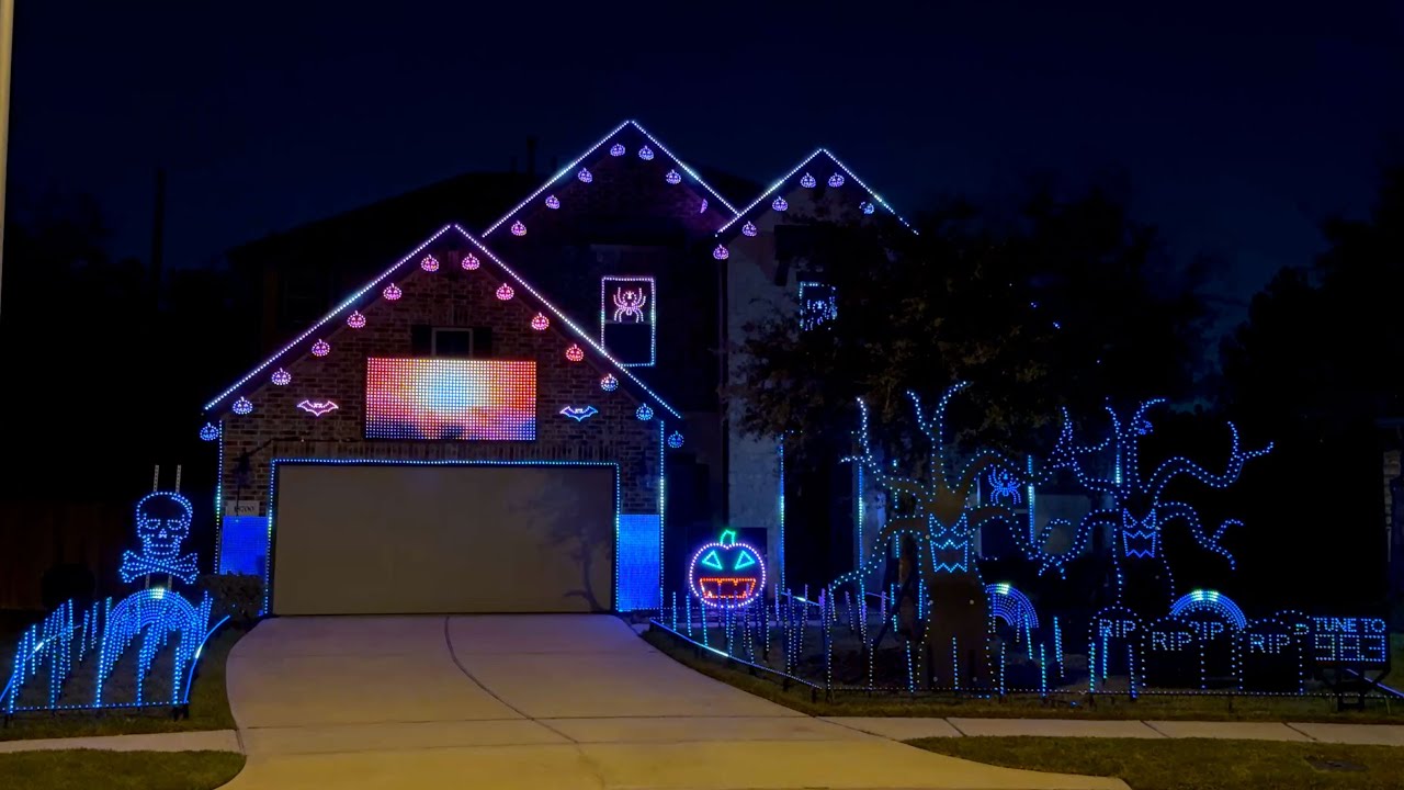 Halestorm and I Prevail - can u see me in the dark - Halloween Light Show 2024