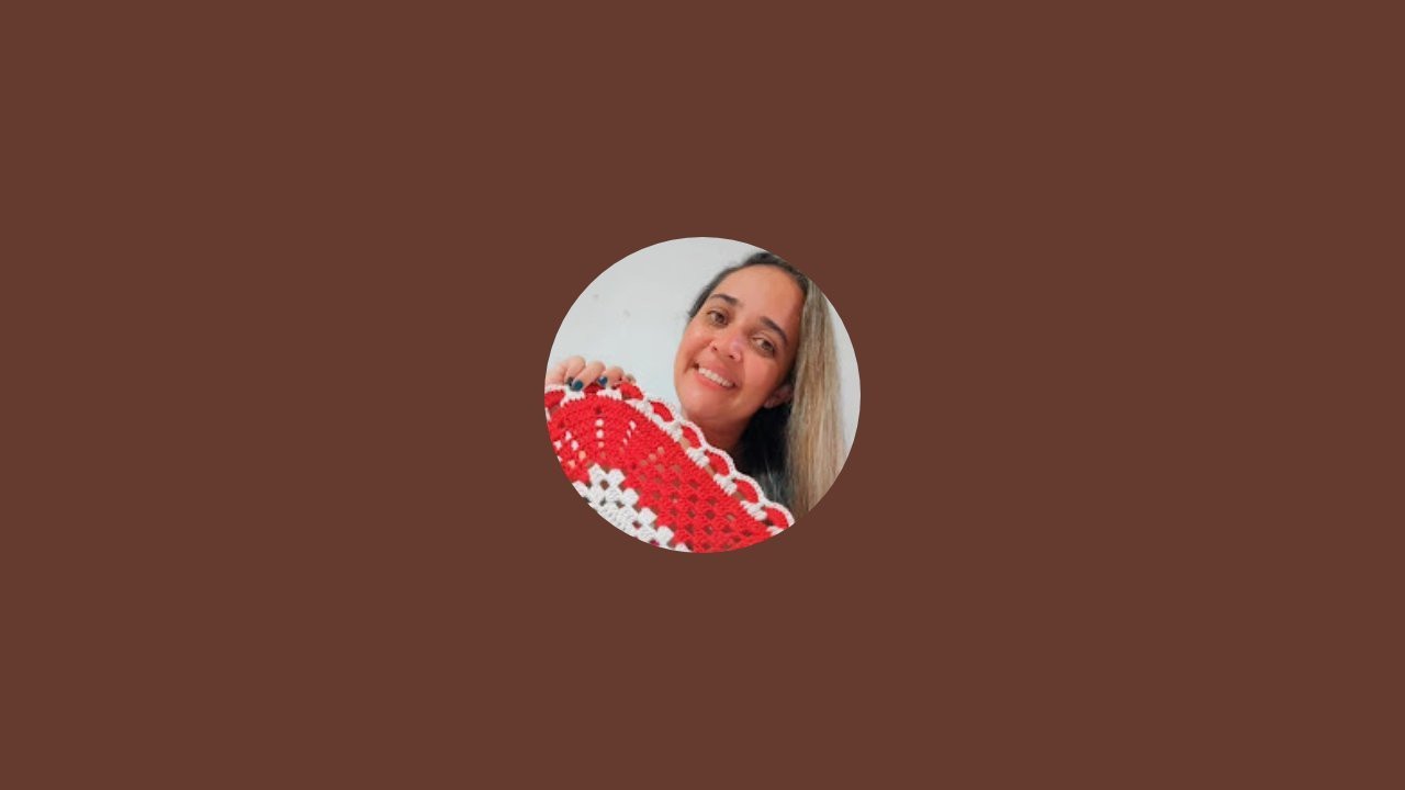 Preciosa Crochê  por Lucinha  está ao vivo!