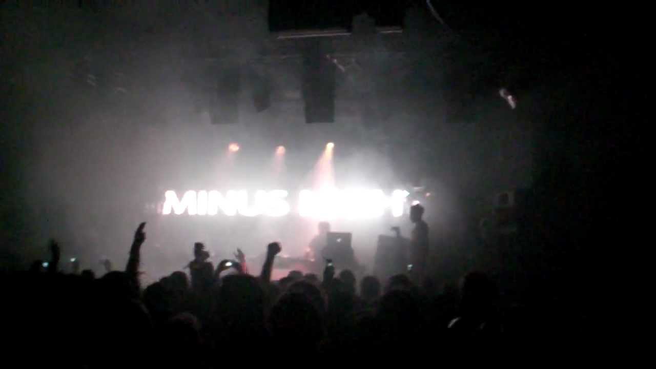 Ambivalent ADE 09 M_nus GSUS