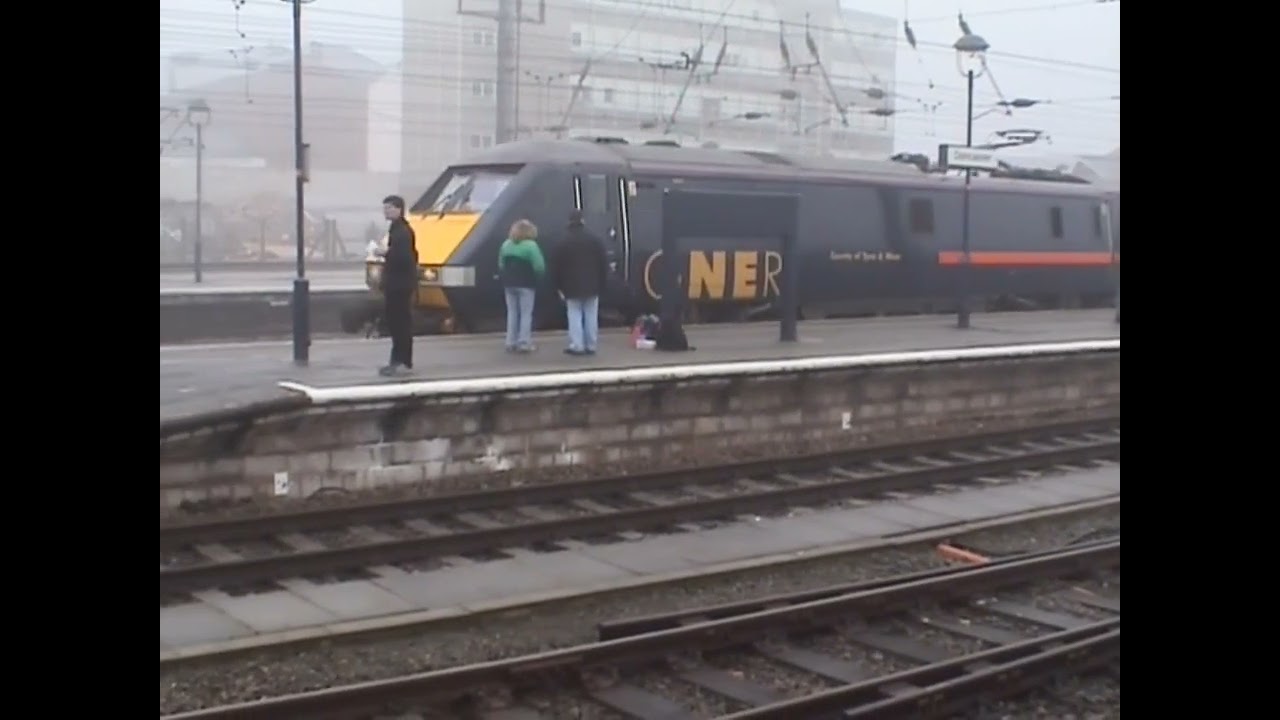 Doncaster Railway Station - 5th March 2004 & 23rd April 2004