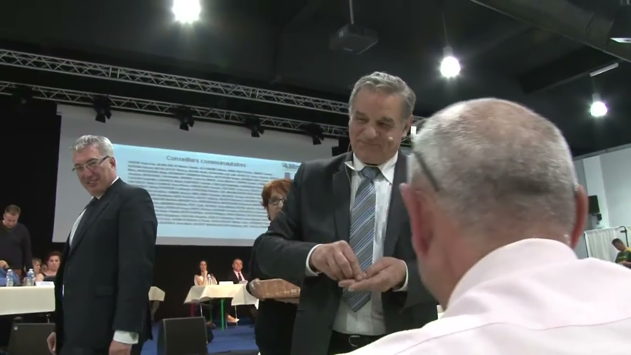 Max Roustan est r&eacute;&eacute;lu pr&eacute;sident d'Al&egrave;s Agglom&eacute;ration