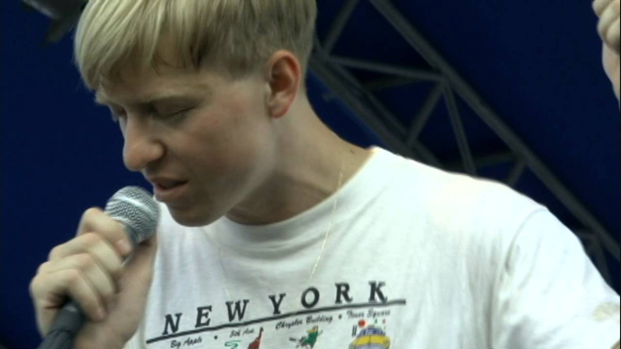The Drums - Let's go surfing