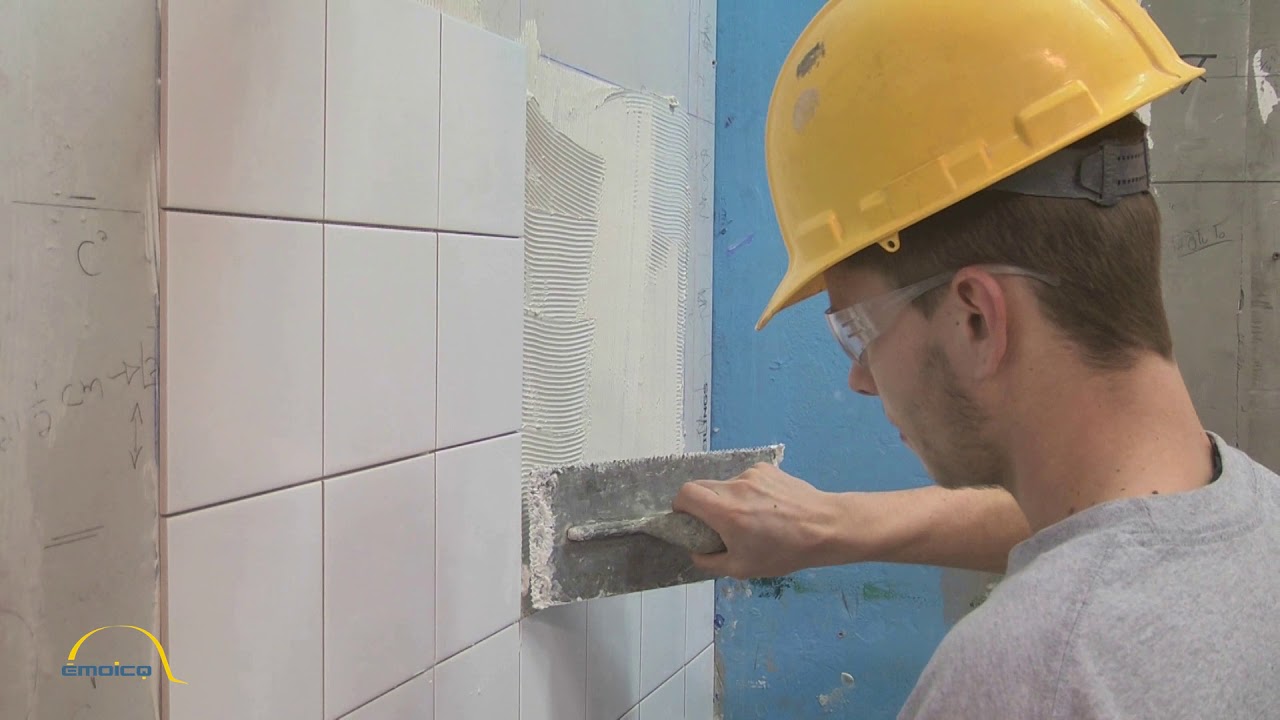 Carrelage une formation de 7 mois - EMOICQ, L'École de construction