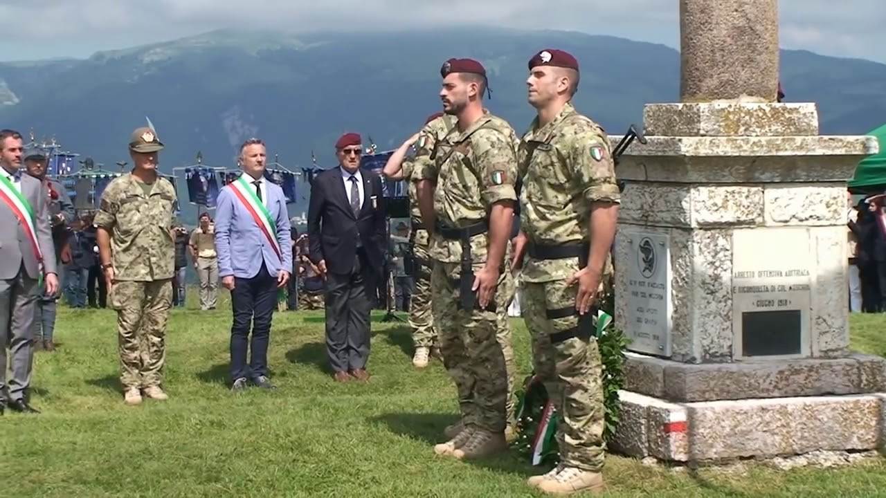 Il IX  Col Moschin  onora gli Arditi della Grande Guerra