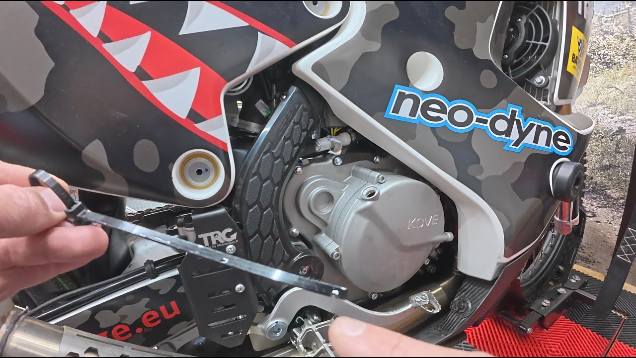 DIY tool to check the oil level of Kove 450 rally