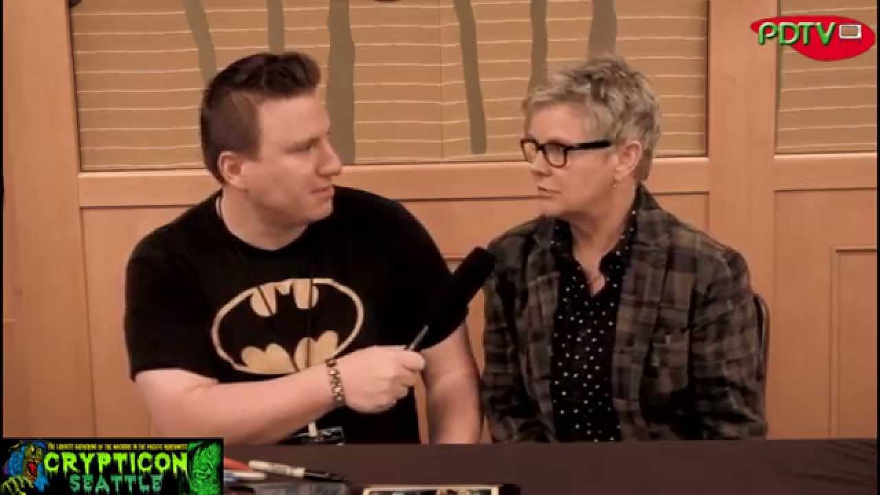 PDTV Mad Monster Interview with Amanda Bearse