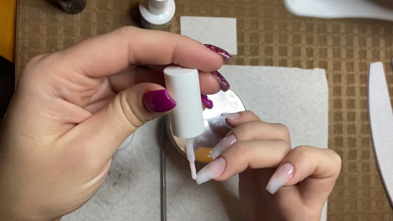 Builder Gel in a Bottle W/Tips