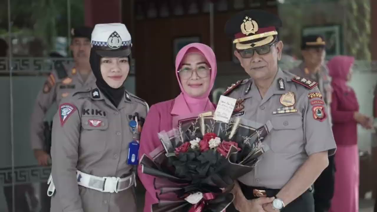 Jelang Purna Tugas Sebagai Anggota Polri, Wakapolres Bone Dapat Kenaikan Pangkat Pengabdian