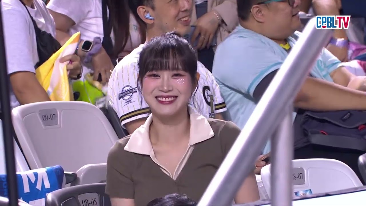 07/20 明星隊 VS 中華隊 中場，《瑪利歐賽車世界》選手友誼賽，江坤宇拿冠軍但被強迫選擇是要去屏東還是選平野教練