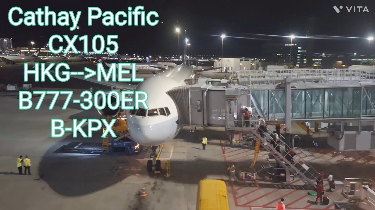 Cathay Pacific CX105 B777-300ER landing at Melbourne