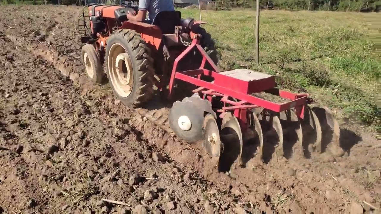 agrale 4100 passando a grade