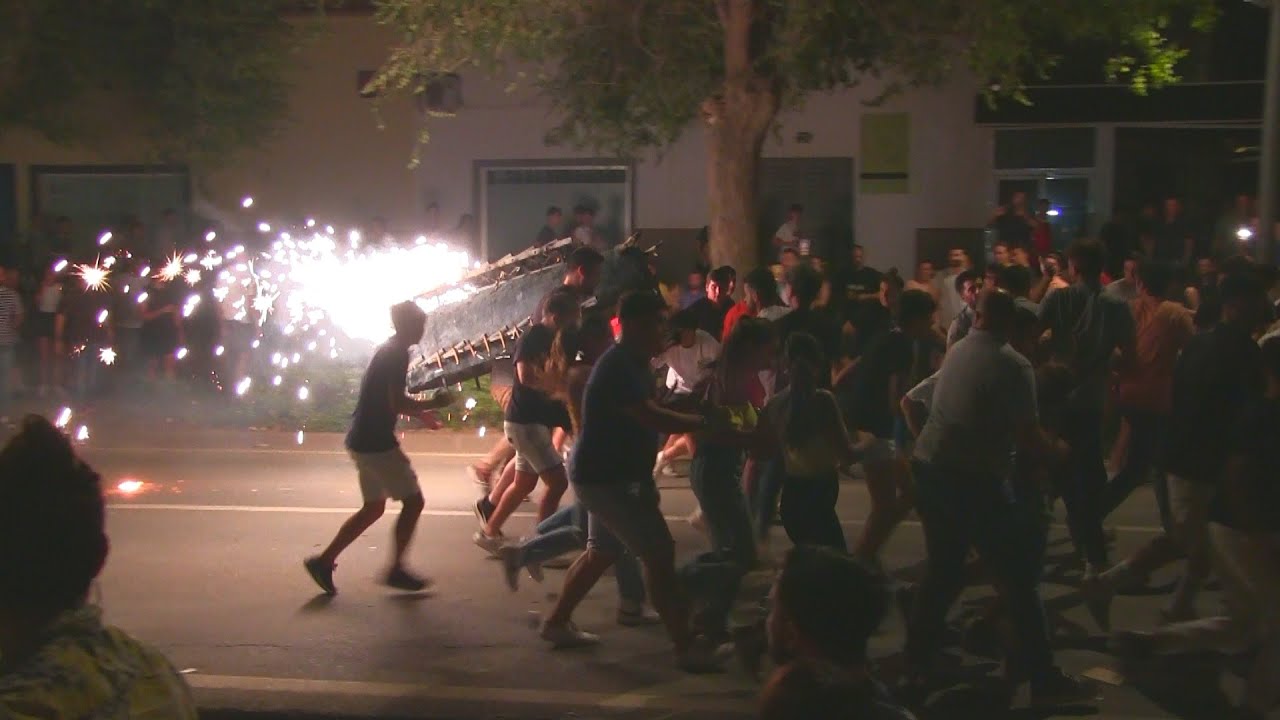 FERIA 2022 1x05 - Fin de fiestas (Pasacalles, fuegos artificiales y toros de fuego)