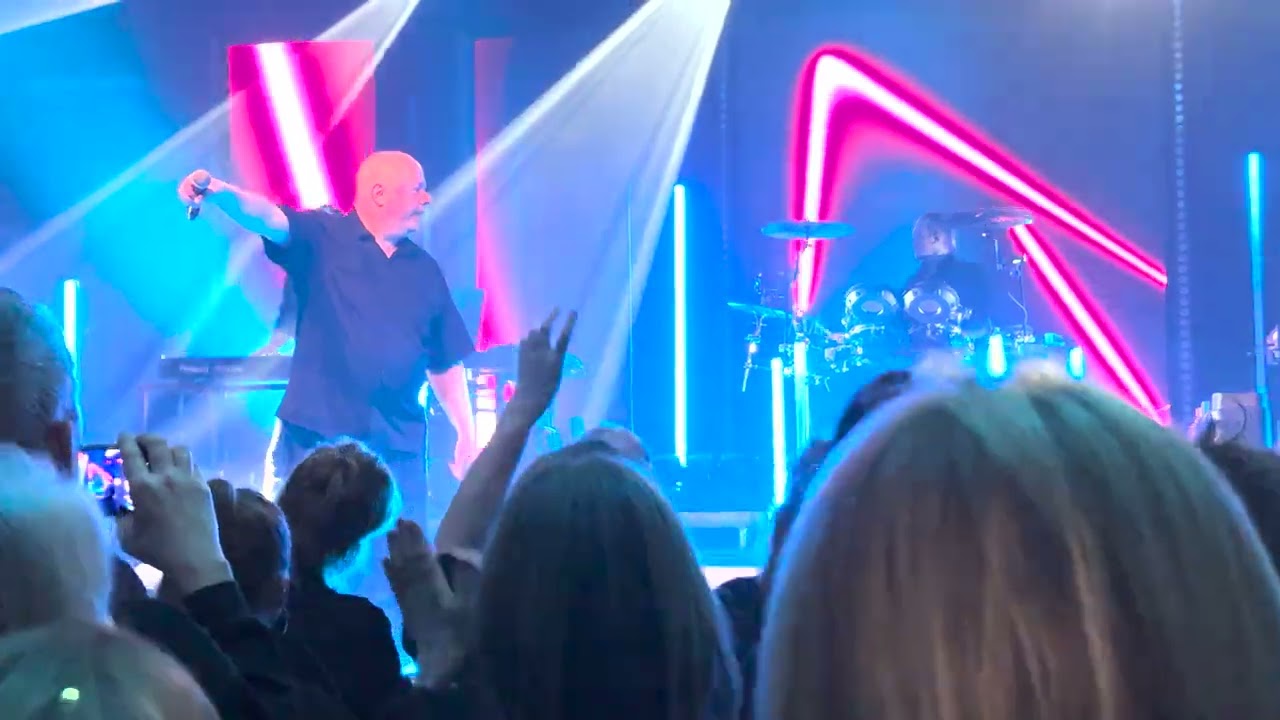 VNV NATION - Space & Time - Live @ Im Wizemann Stuttgart 26.02.2025