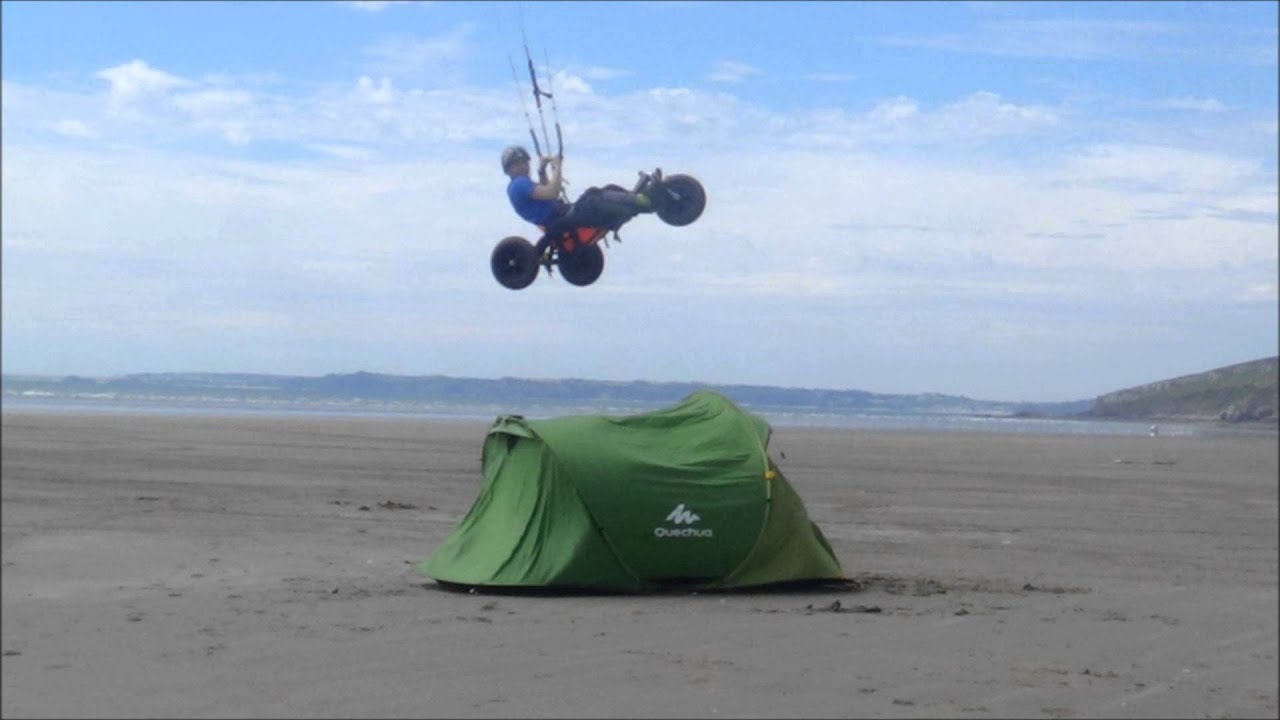 Aberavon Sand Pirates at Pendine Flysurfer Flexifoil kite buggy jumping freestyle
