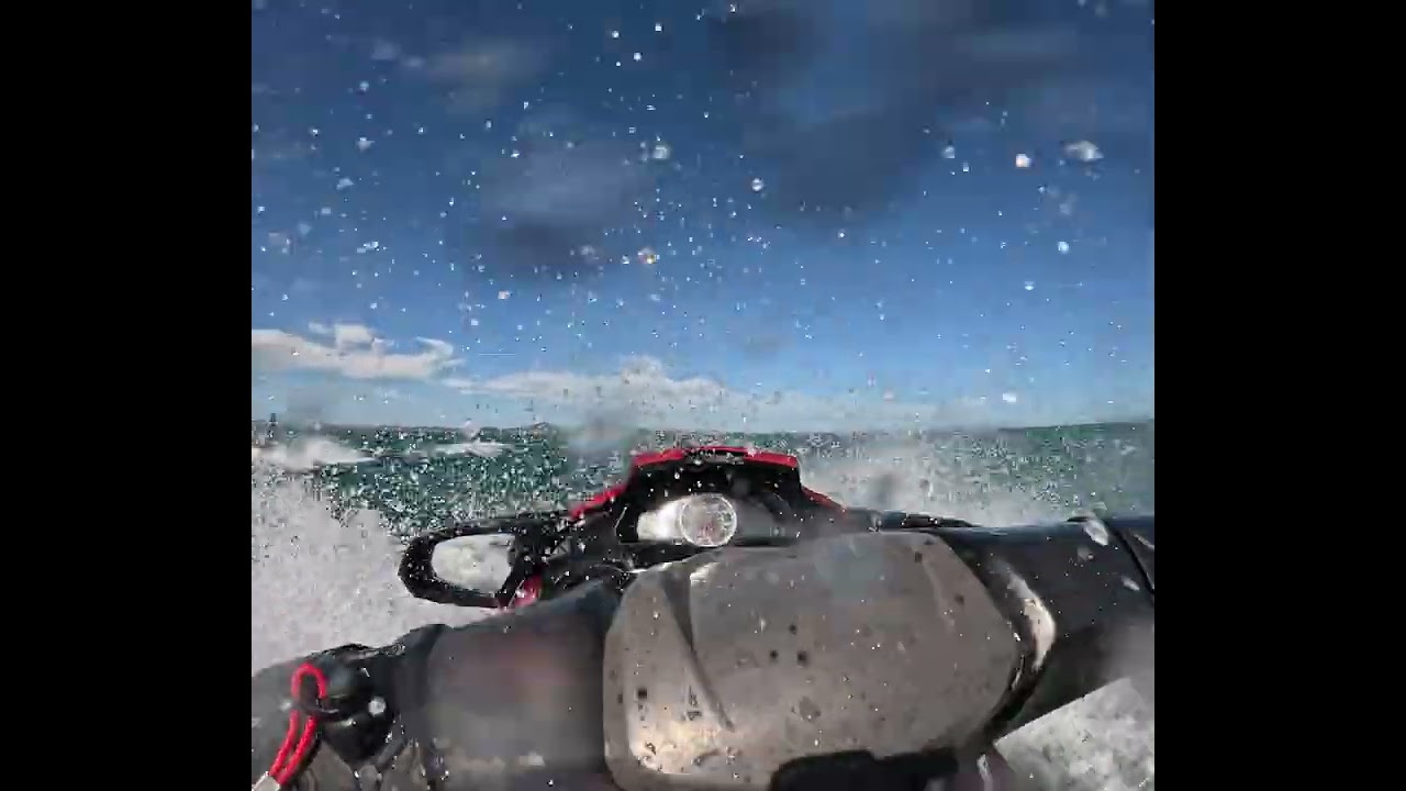 Navegação na Laguna de Araruama 