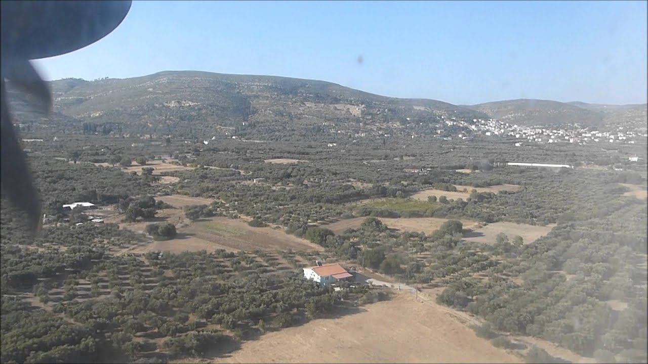 Olympic Air Dash 8 Q400 Scenic Landing in Samos Island !