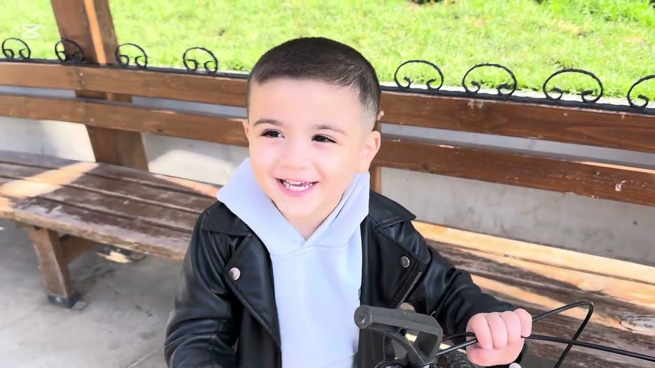 @اول فيديو🥰